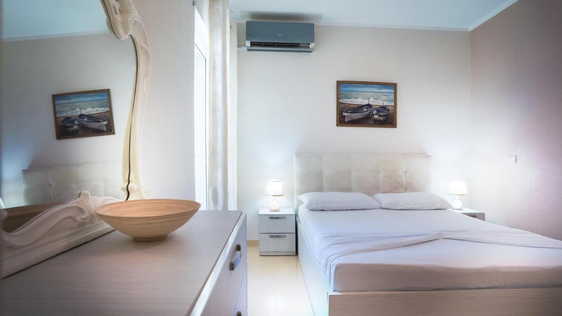 Sea View Apartement Durres Bagian luar foto